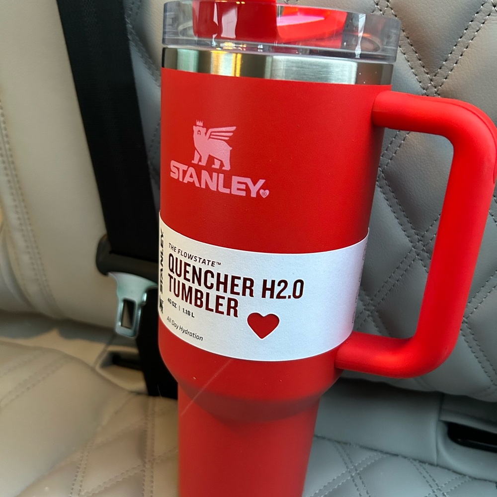 Stanley target Valentine’s Day tumbler brand new!